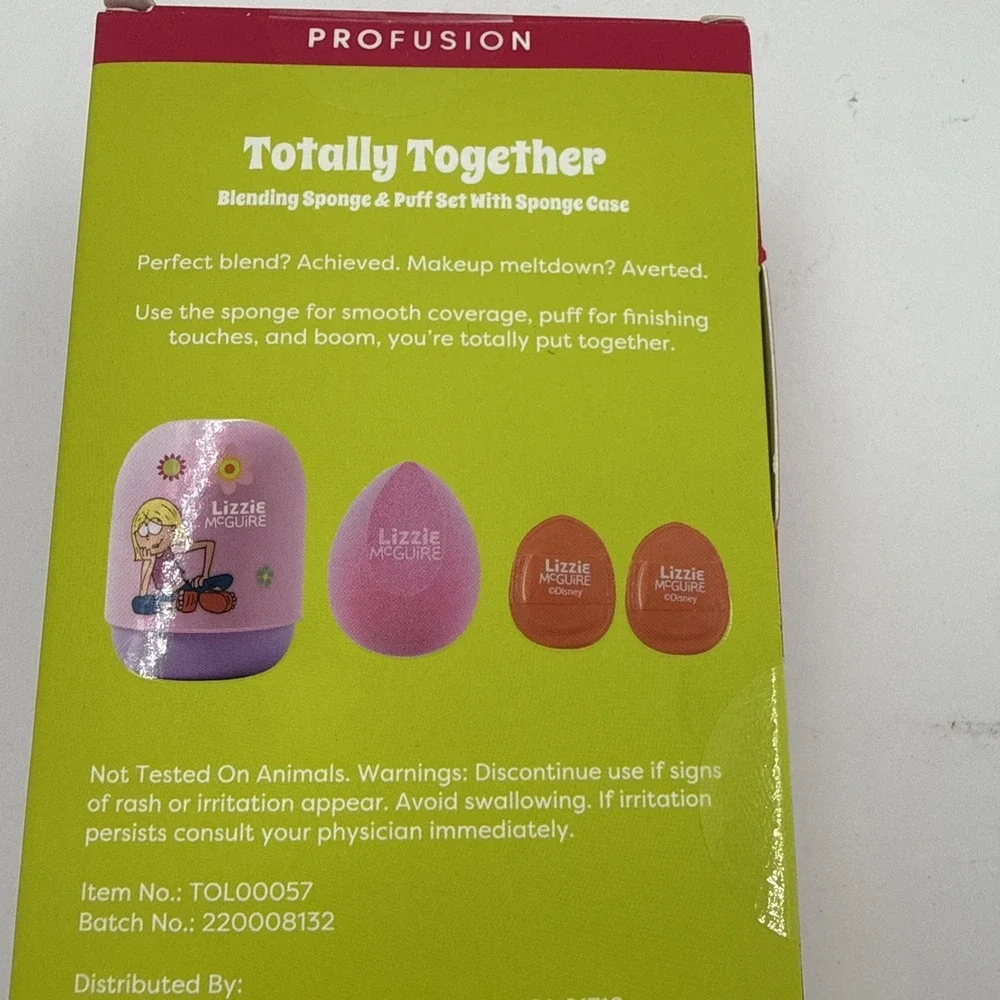 Y2K Lizzie McGuire Profusion Makeup Collection Blending Sponge & Puff Set Case